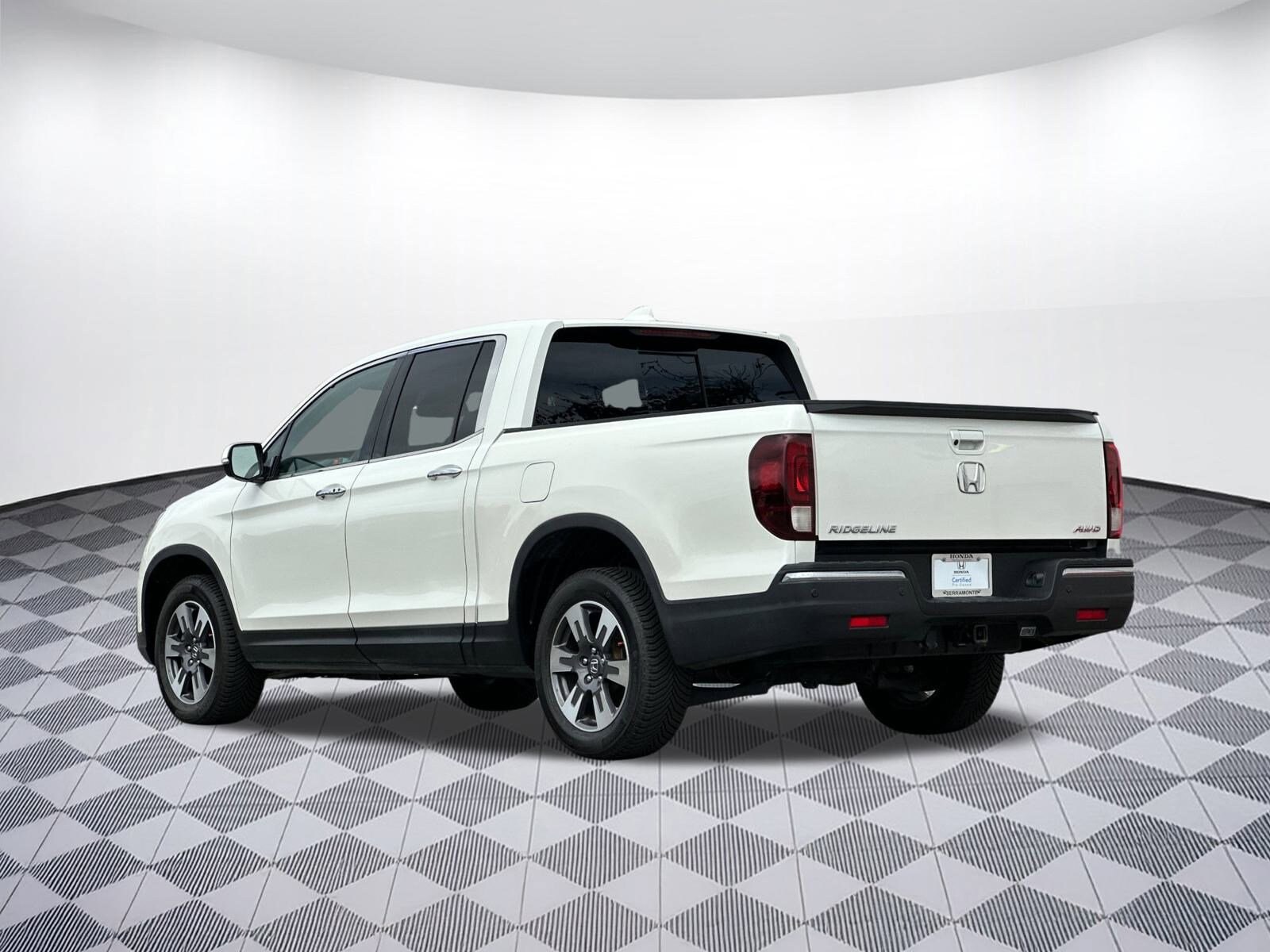 2018 Honda Ridgeline RTL-E photo 3