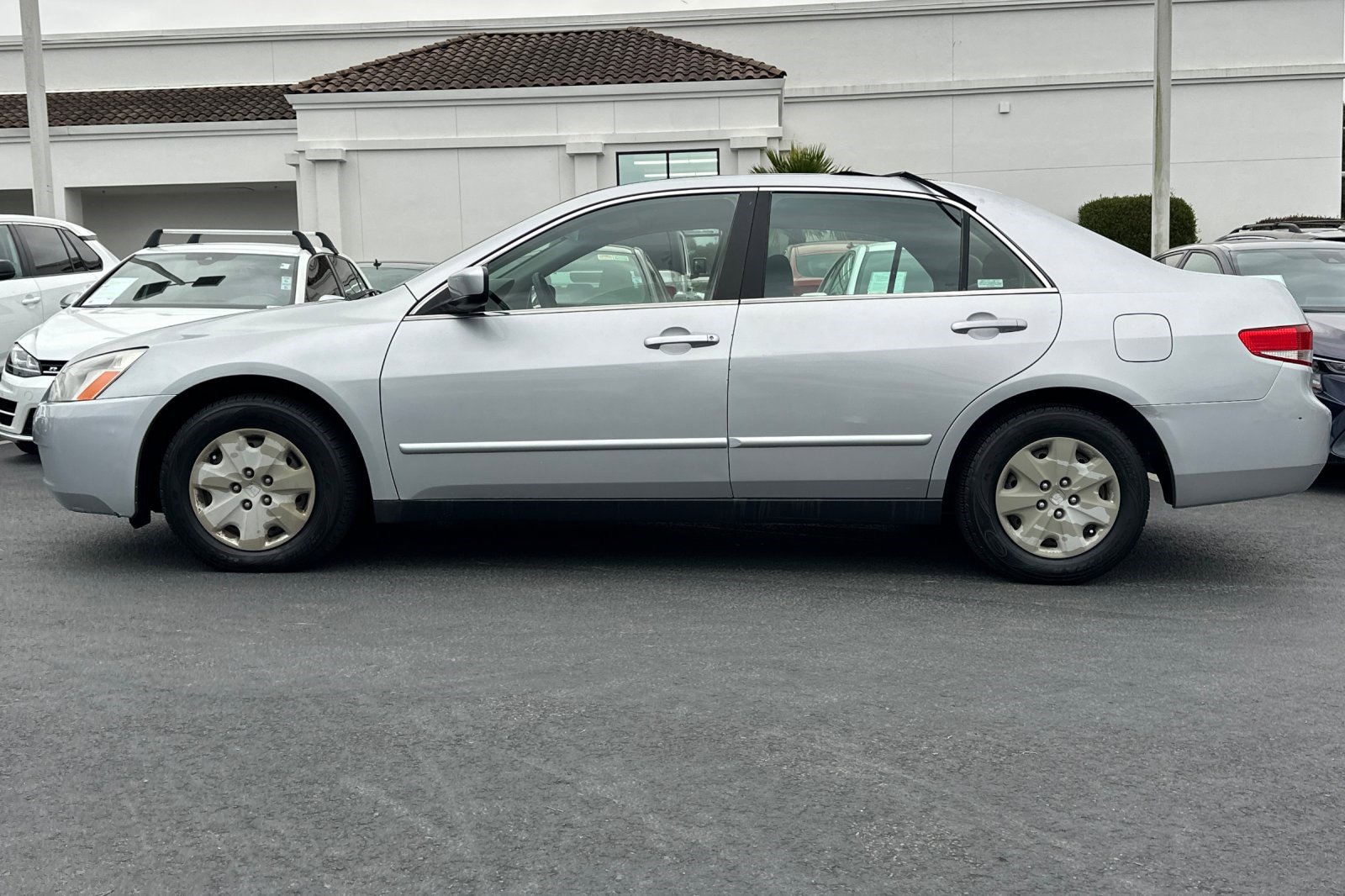 2003 Honda Accord LX photo 2