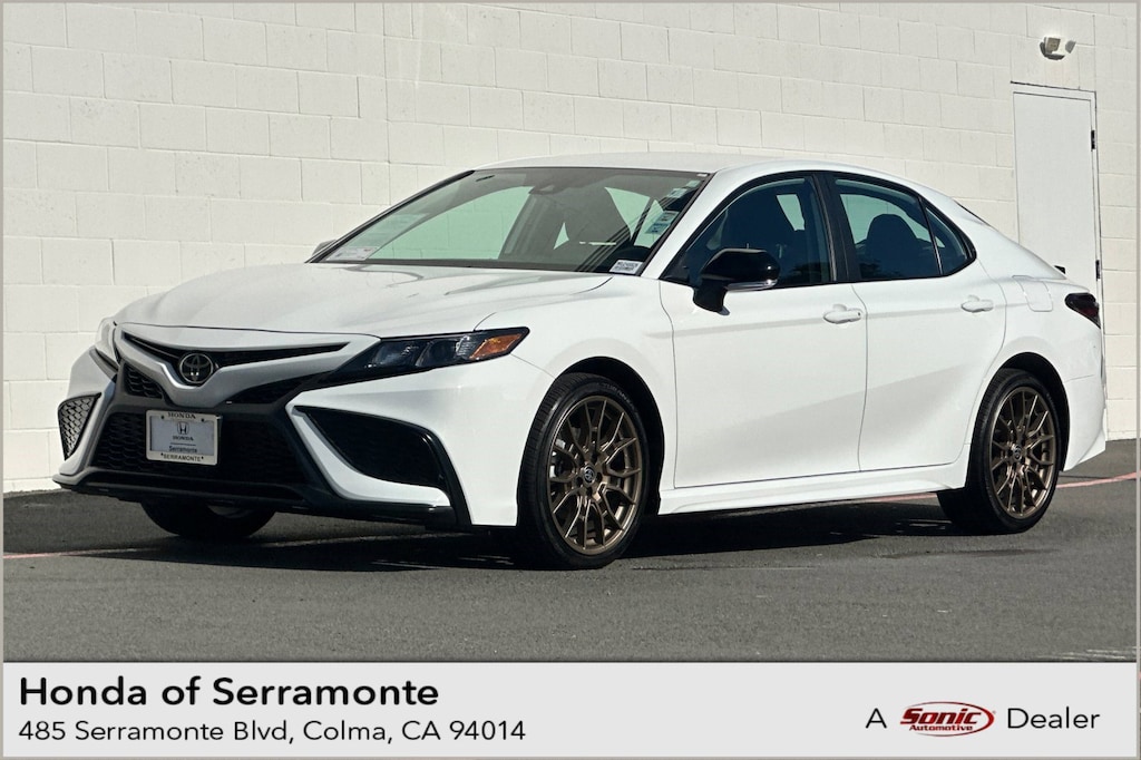 Used 2024 Toyota Camry SE Sedan