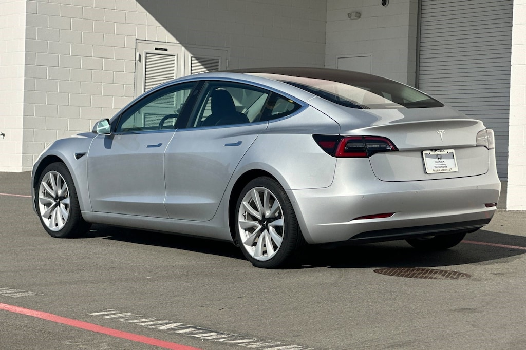 Used 2018 Tesla Model 3 Long Range Sedan