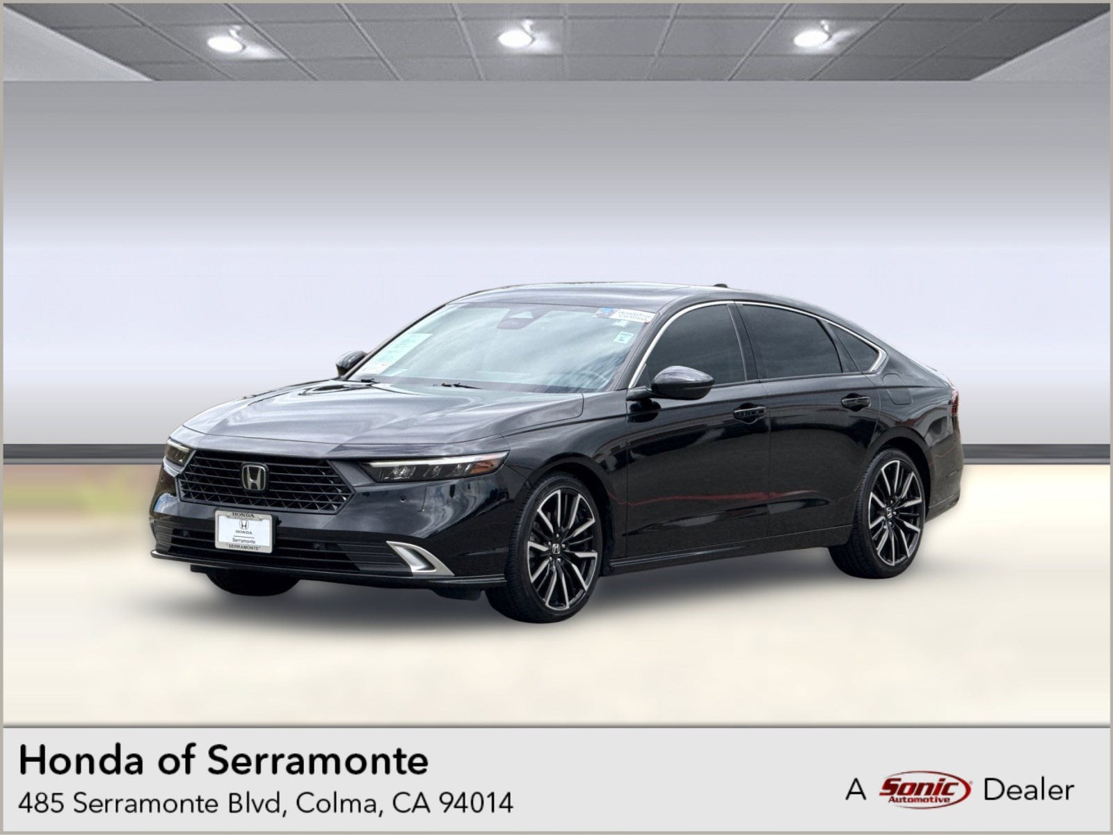 2023 Honda Accord Hybrid Touring's photo