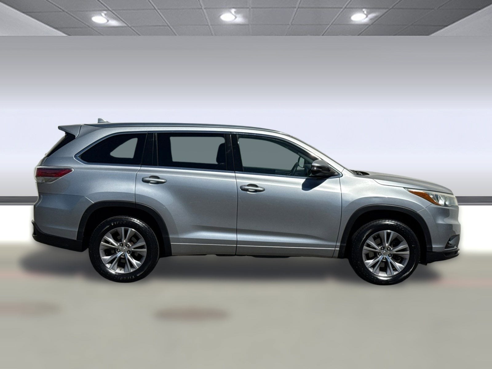 2015 Toyota Highlander XLE V6 photo 3