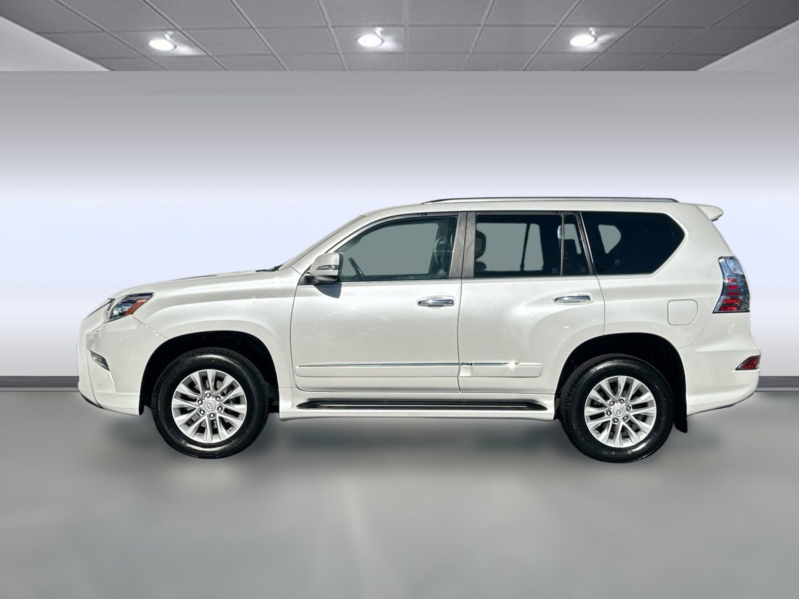 2015 Lexus GX 460 photo 2