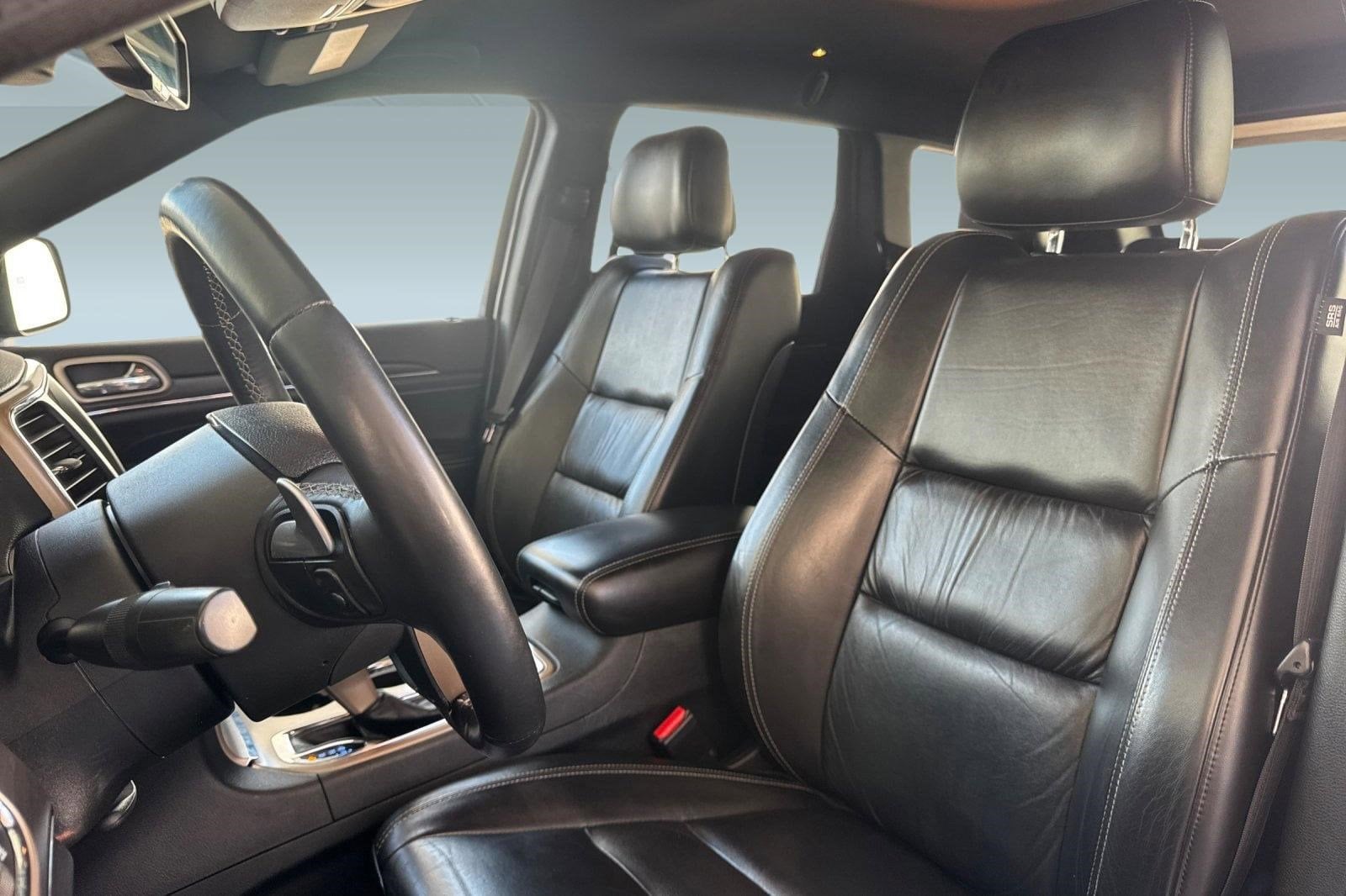 2016 Jeep Grand Cherokee Limited 4x4 photo 4