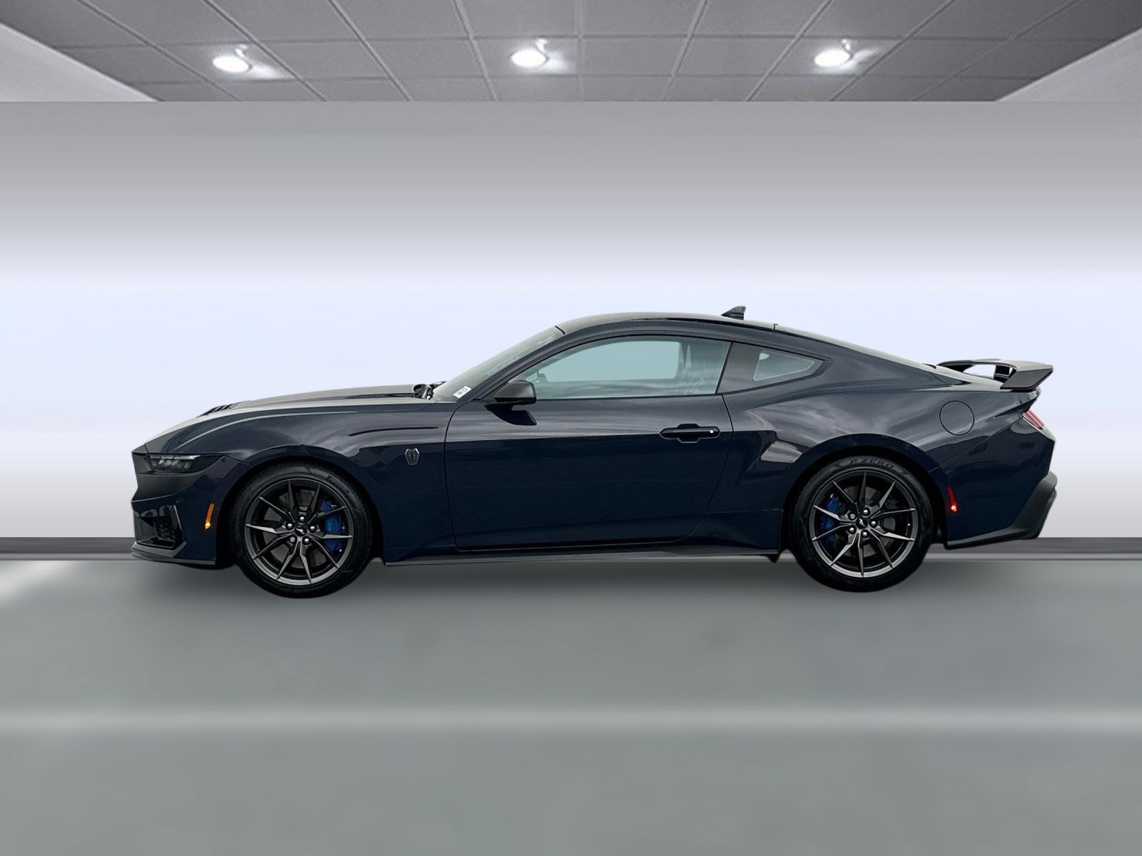 2025 Ford Mustang Dark Horse photo 2