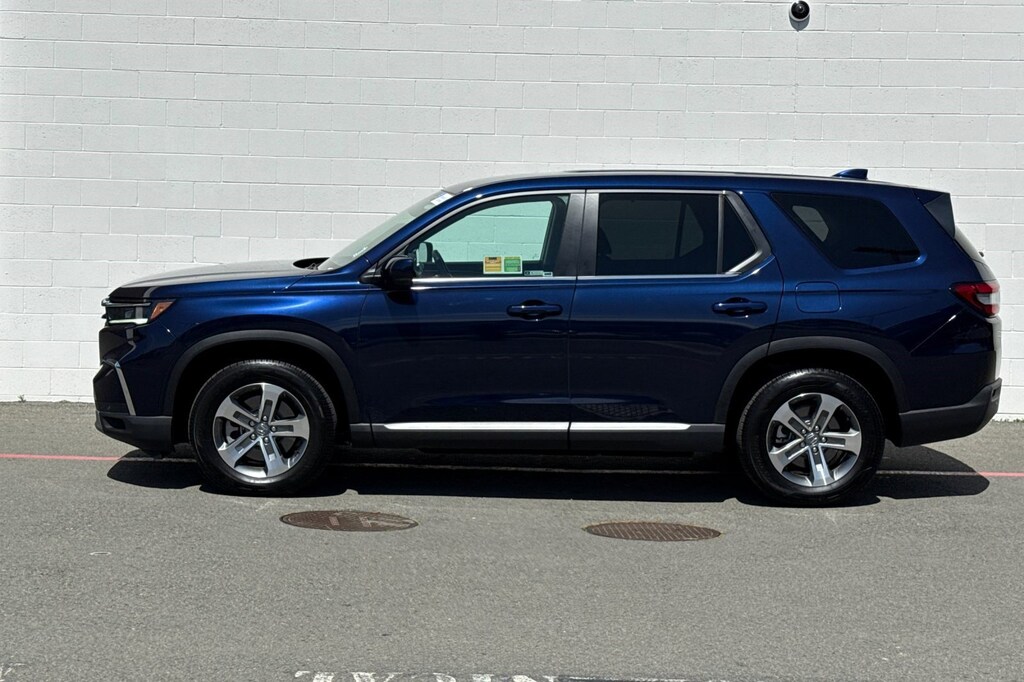 Certified 2023 Honda Pilot EX-L 8 Passenger SUV