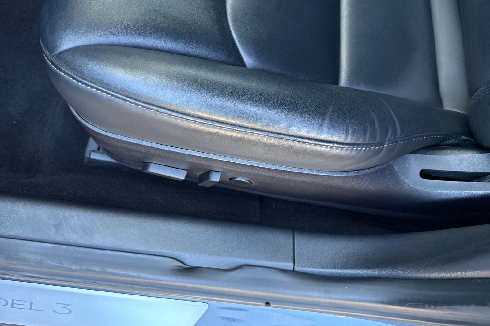 2018 Tesla Model 3 Long Range Dual Motor - Photo 13