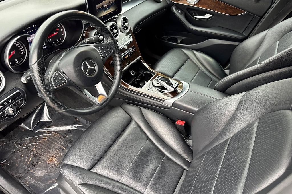 Used 2017 Mercedes-Benz GLC 300 4MATIC SUV