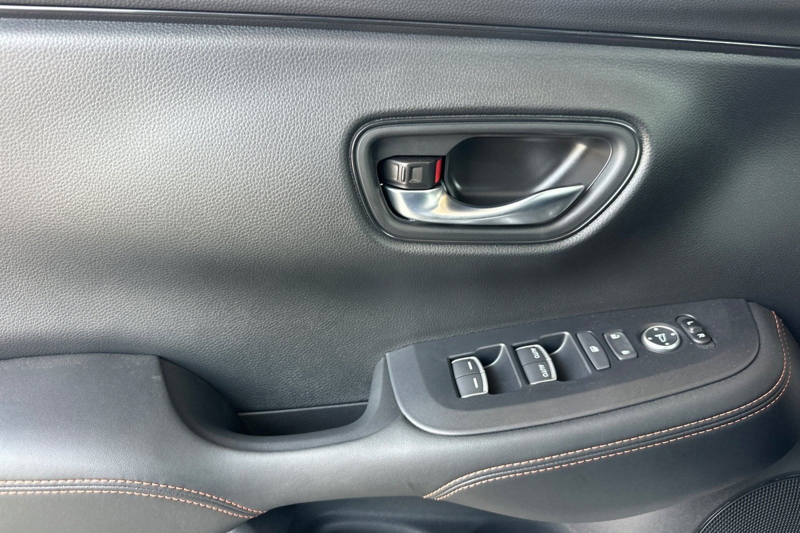 2026 Honda HR-V Sport - Photo 25