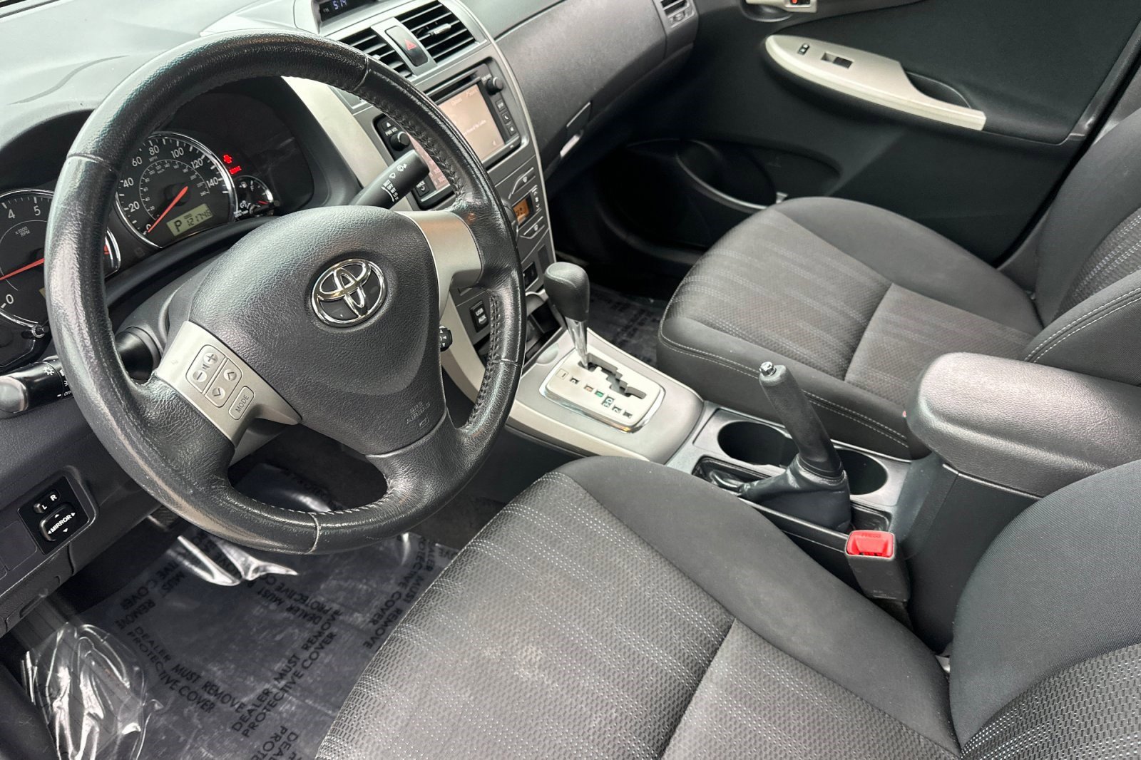 2013 Toyota Corolla L photo 3