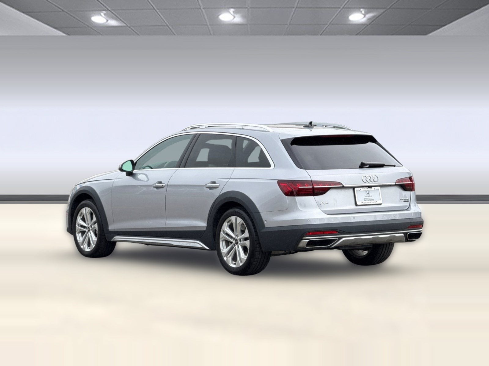 A4 Allroad 45 Premium Wagon