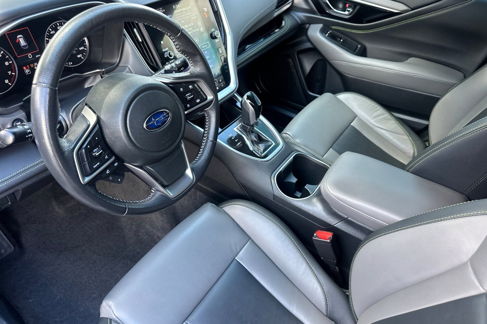2021 Subaru Outback Onyx Edition XT photo 3