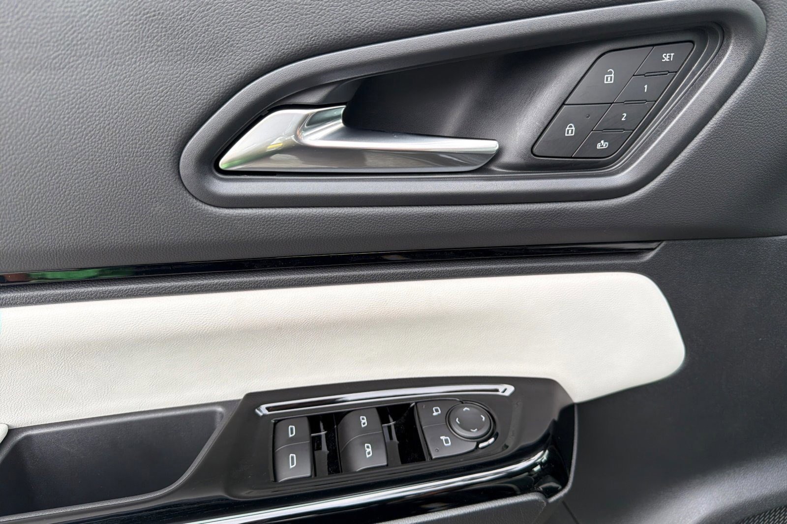 2026 Honda Prologue Touring - Photo 27