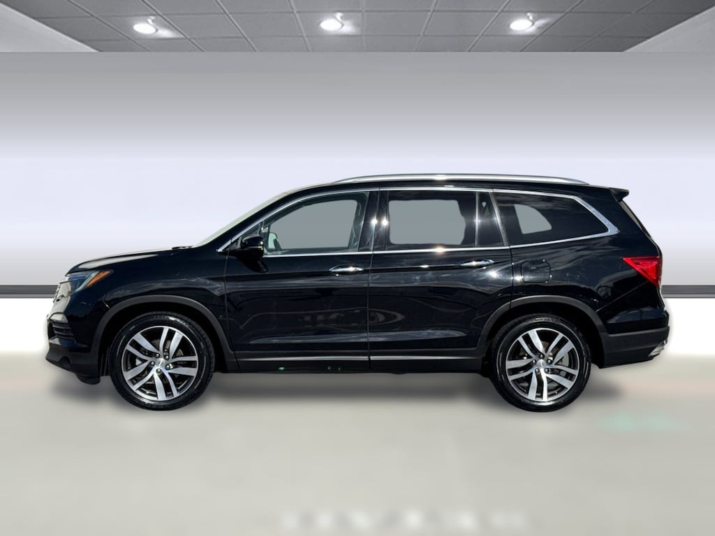 Certified 2016 Honda Pilot Touring FWD SUV