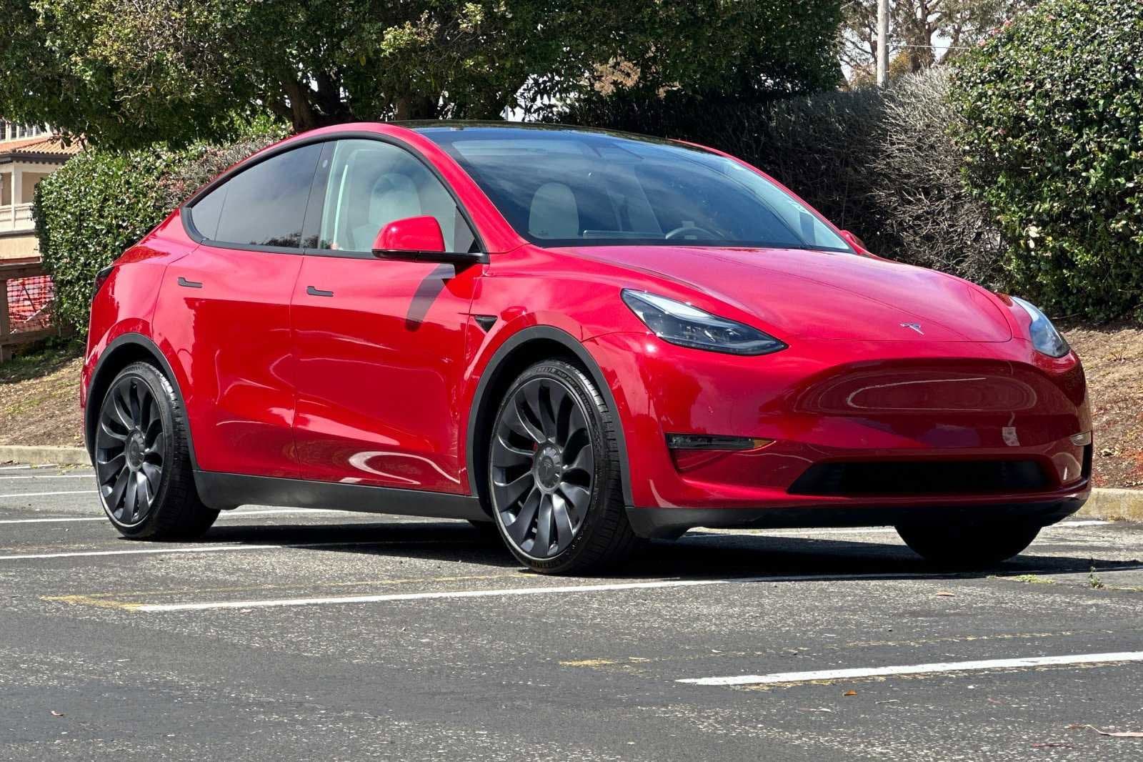 Used 2022 Tesla Model Y Performance with VIN 7SAYGDEF6NF461072 for sale in Colma, CA