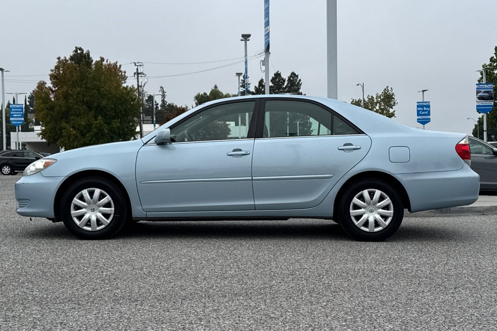 Used 2005 Toyota Camry LE with VIN 4T1BE32K95U637054 for sale in Concord, CA