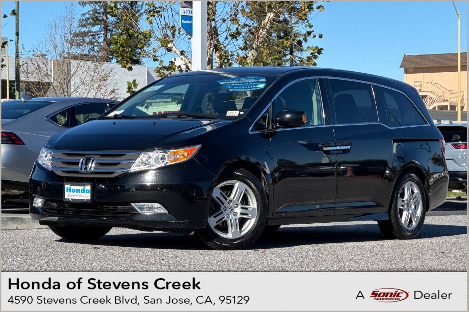 2012 Honda Odyssey Touring Elite's photo