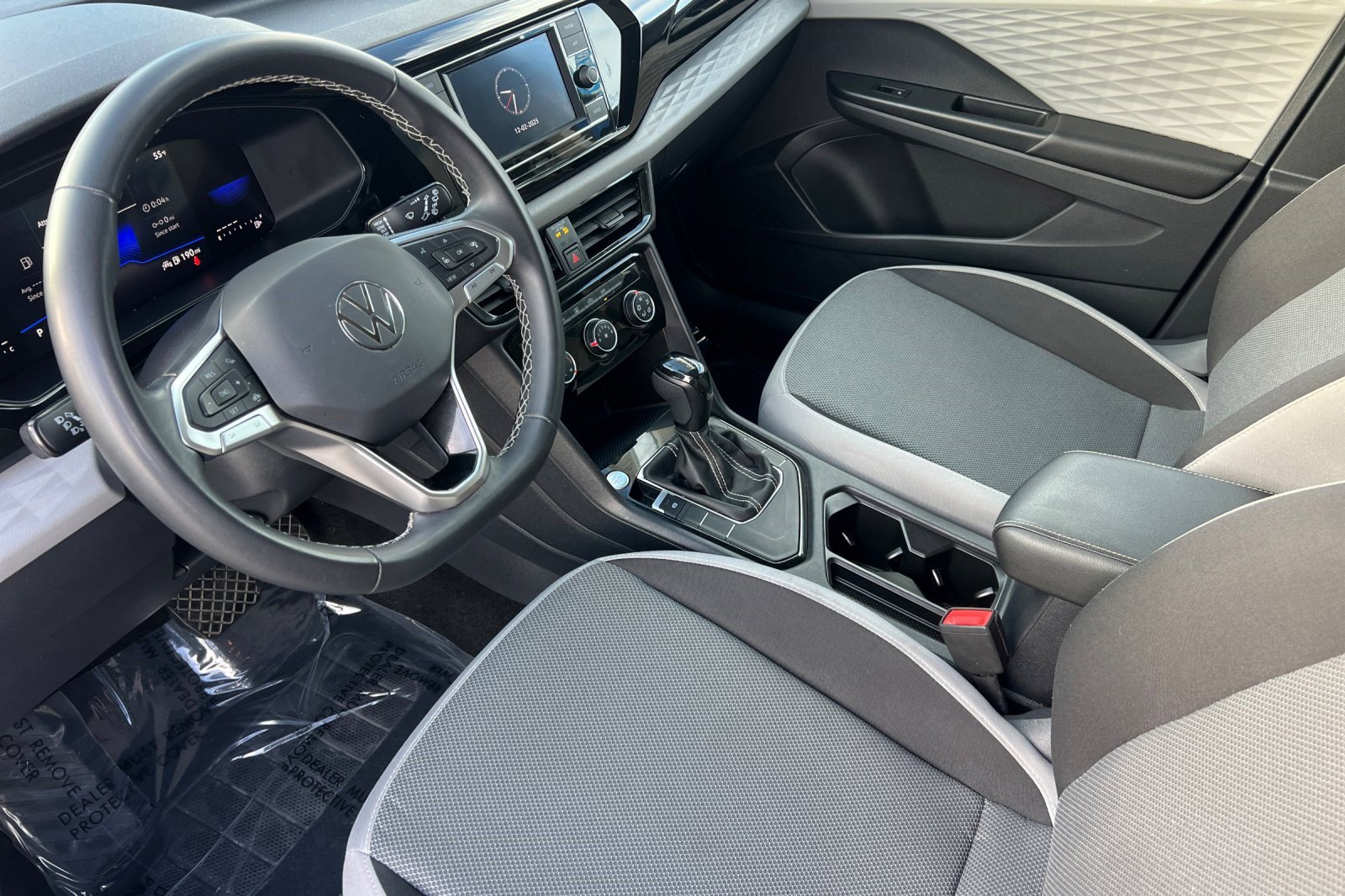 2023 Volkswagen Taos S photo 4