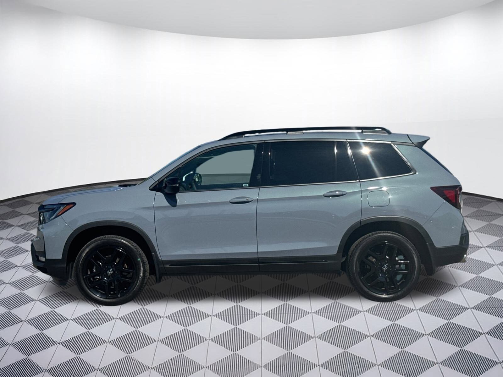 2025 Honda Passport Black Edition photo 2