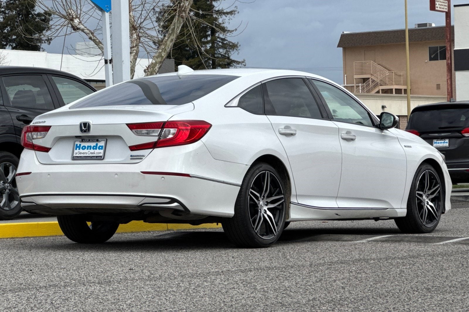 2022 Honda Accord Hybrid Touring photo 3