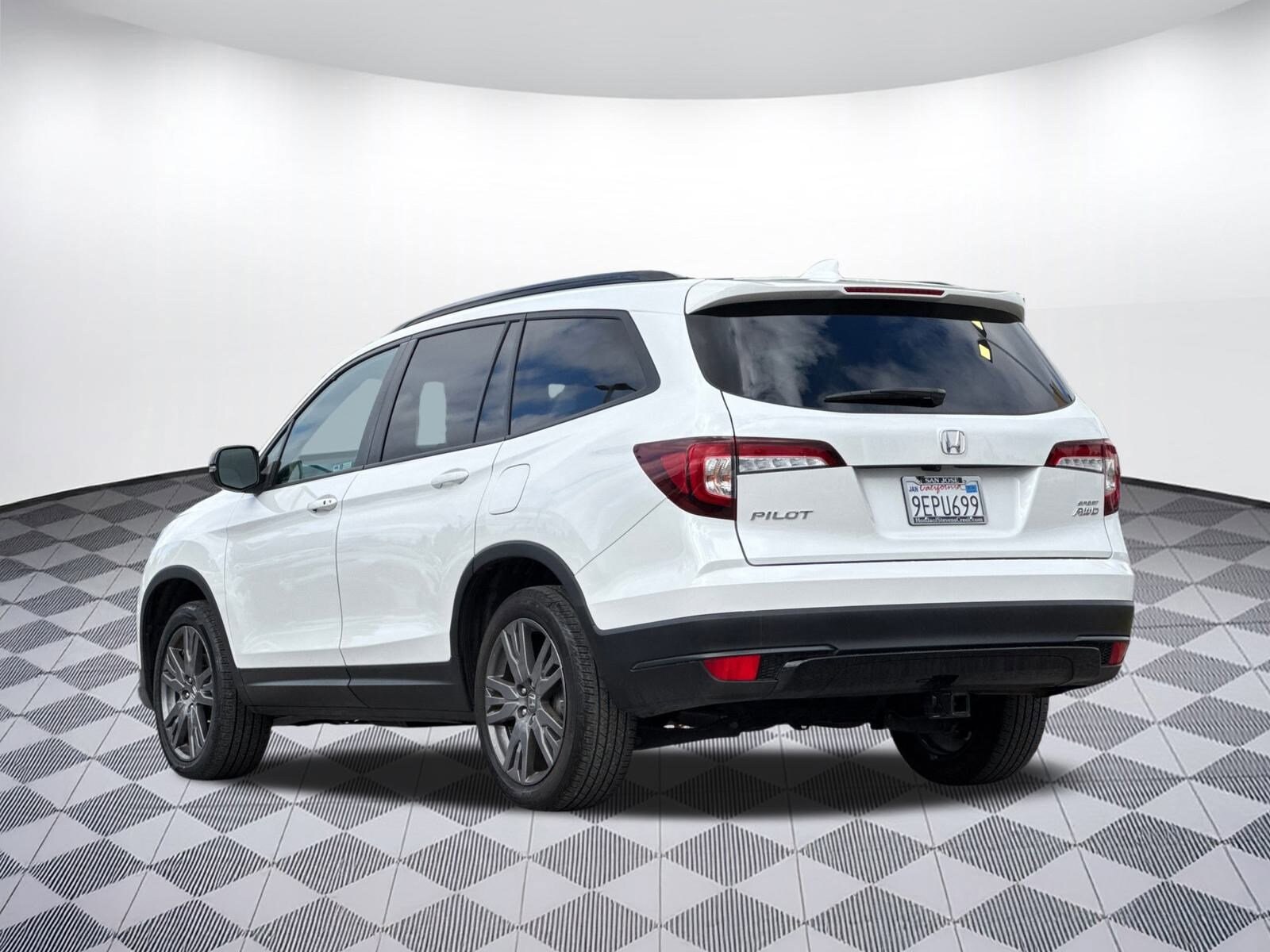 2022 Honda Pilot Sport photo 3