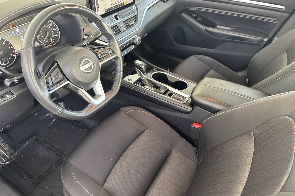 Used 2023 Nissan Altima 2.5 SV Sedan