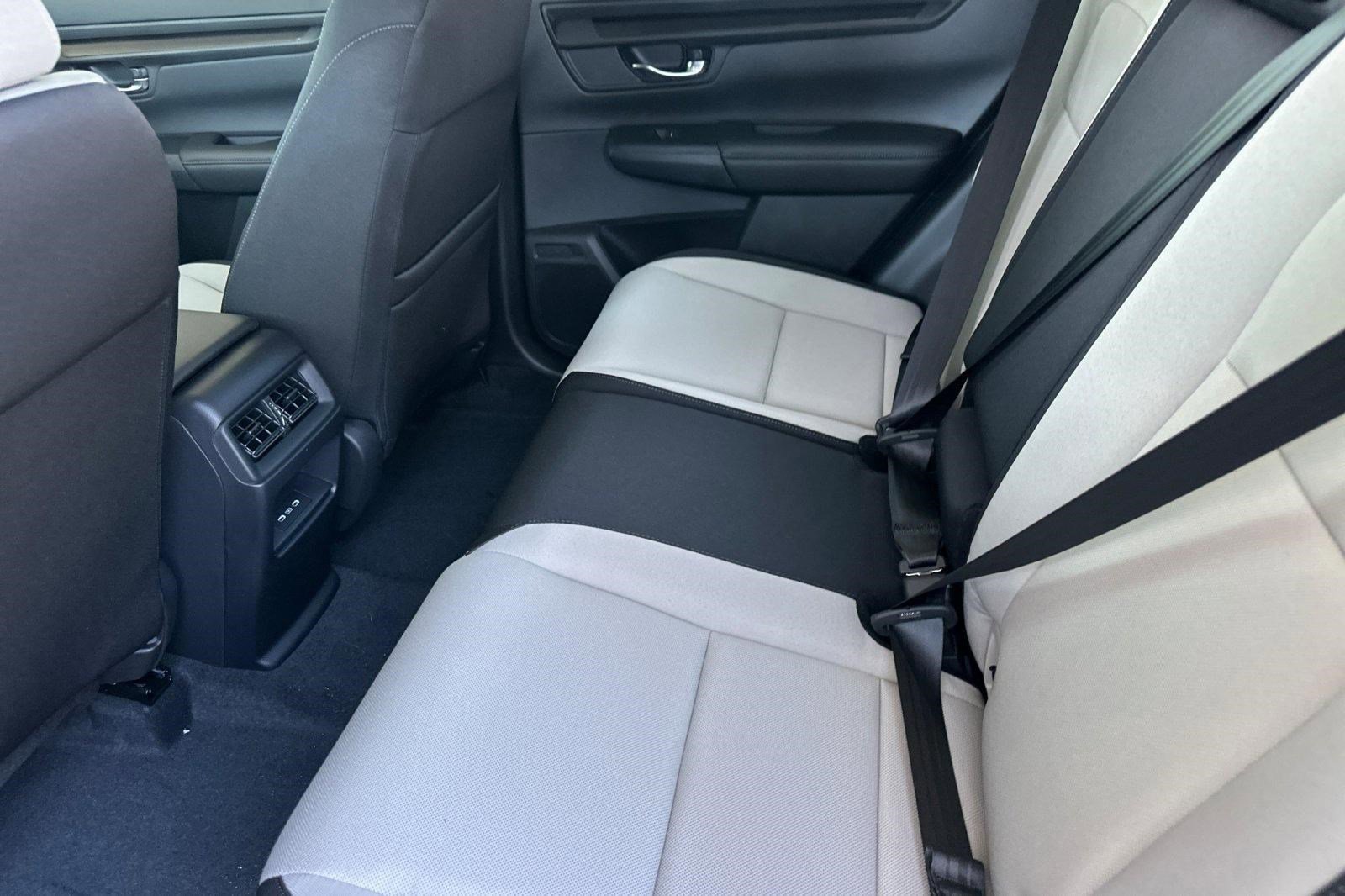 2026 Honda CR-V EX - Photo 20