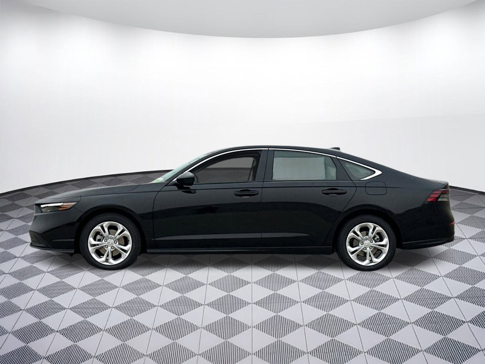 2025 Honda Accord LX photo 2