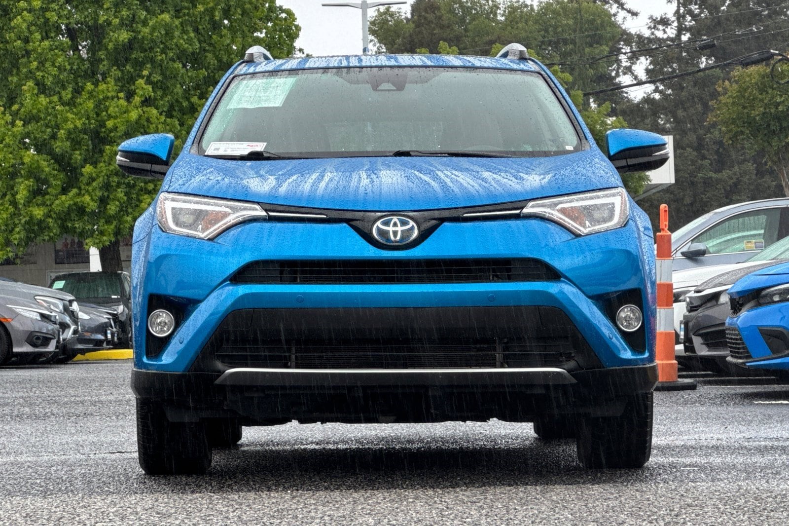 2016 Toyota RAV4 Hybrid Limited photo 4