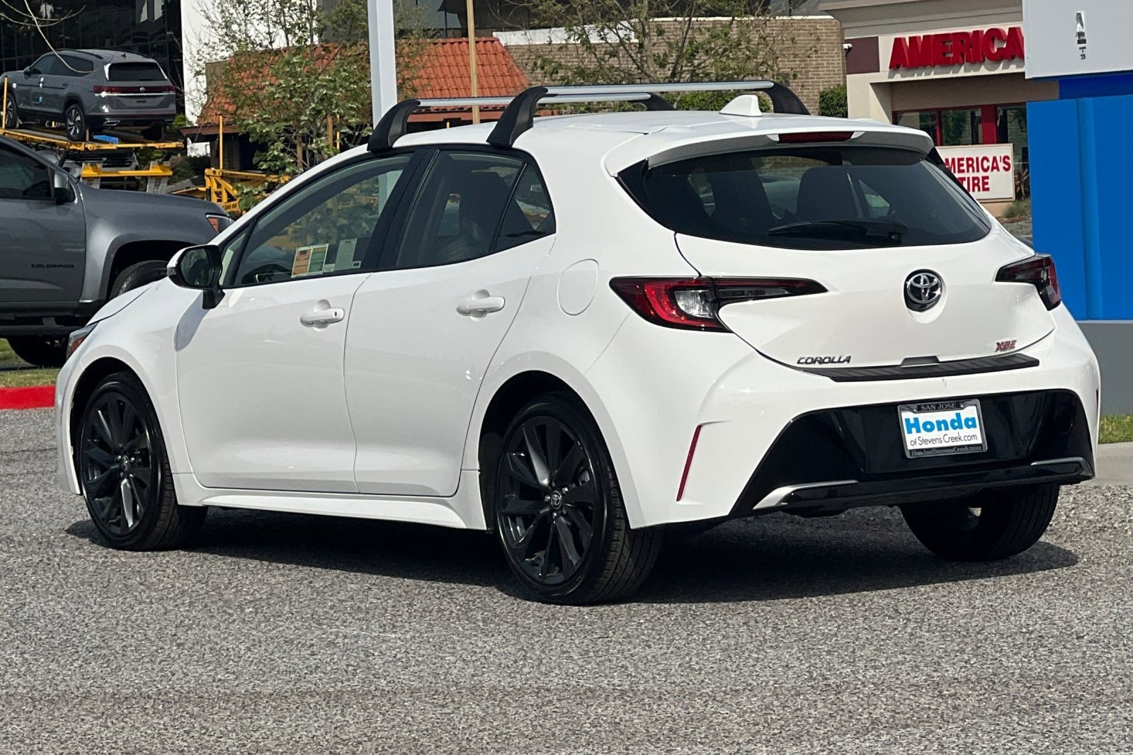 2024 Toyota Corolla Hatchback XSE photo 2
