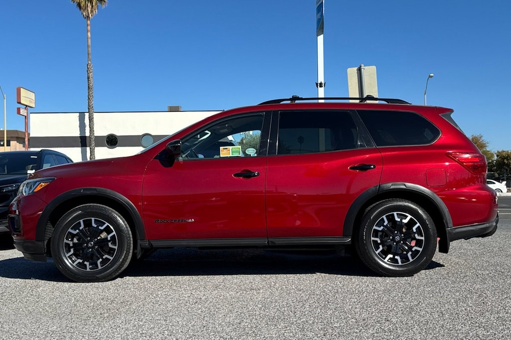 Used 2020 Nissan Pathfinder SV SUV