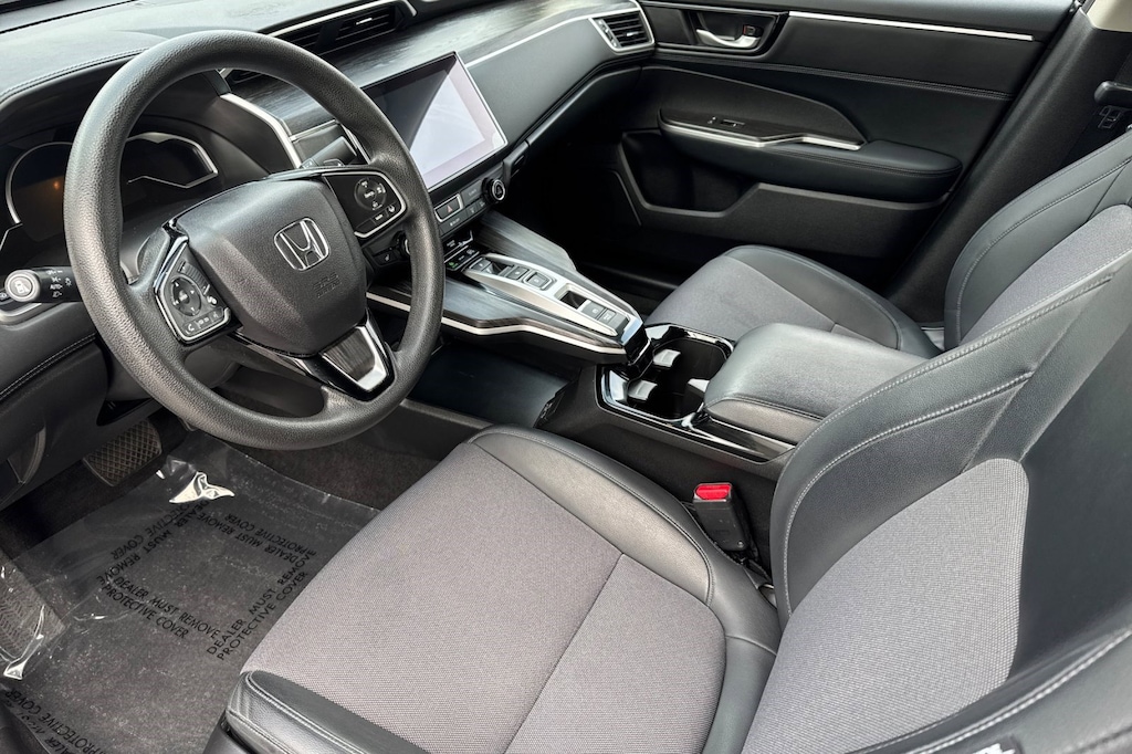 Used 2019 Honda Clarity Plug-In Hybrid  Sedan