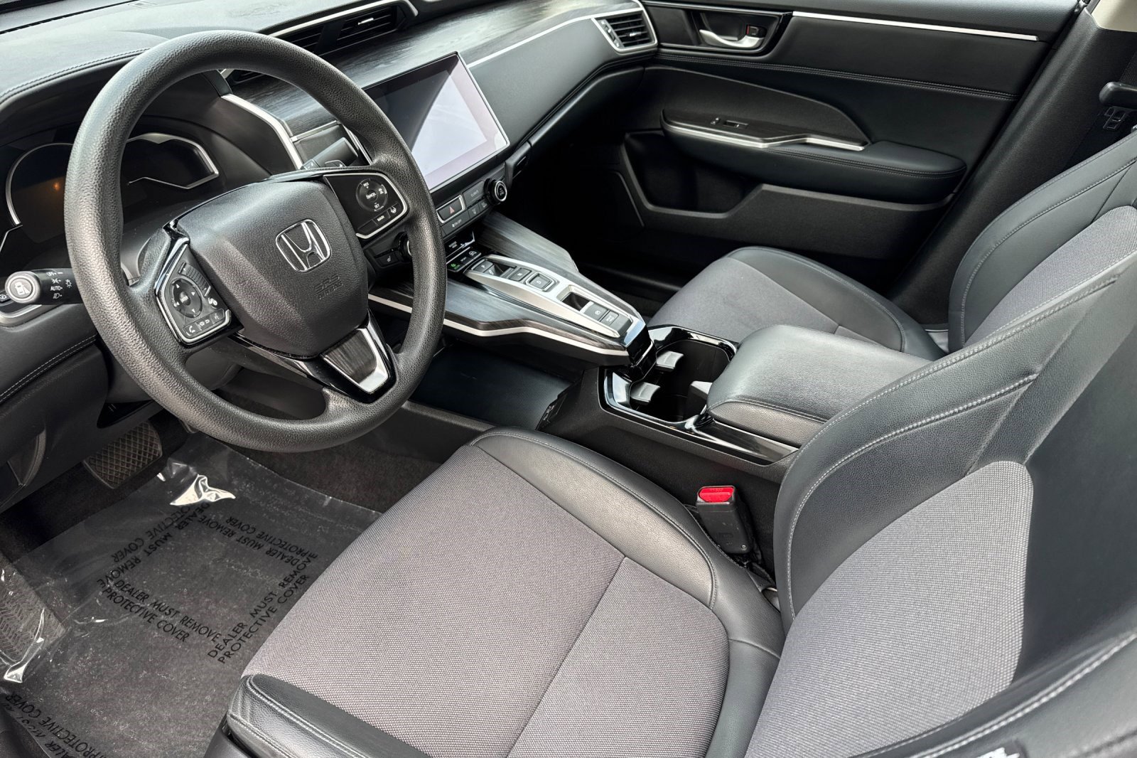 2019 Honda Clarity Plug-In Hybrid photo 4