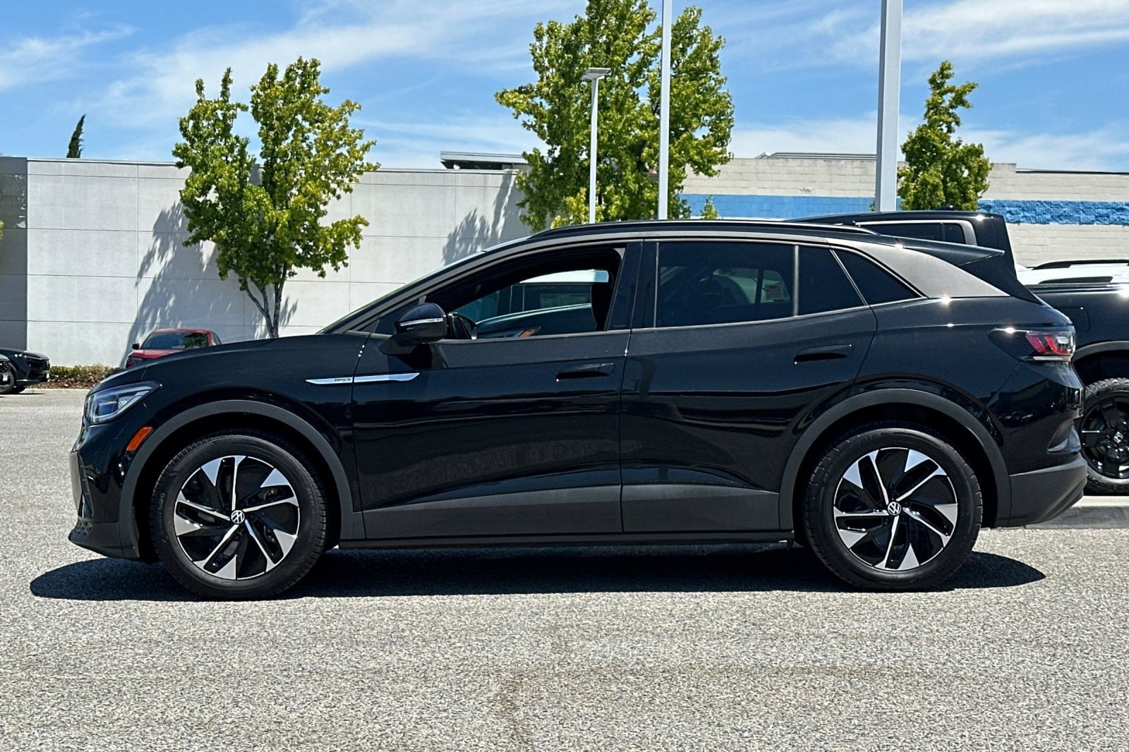 Used 2021 Volkswagen ID.4 PRO S with VIN WVGTMPE27MP045210 for sale in San Jose, CA