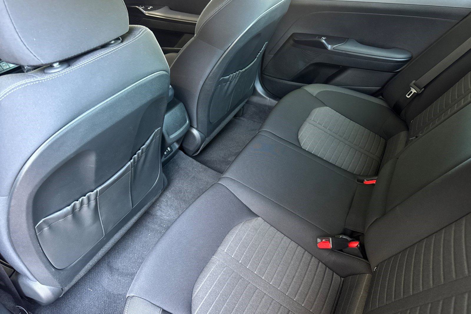 2025 Kia K5 LXS - Photo 26