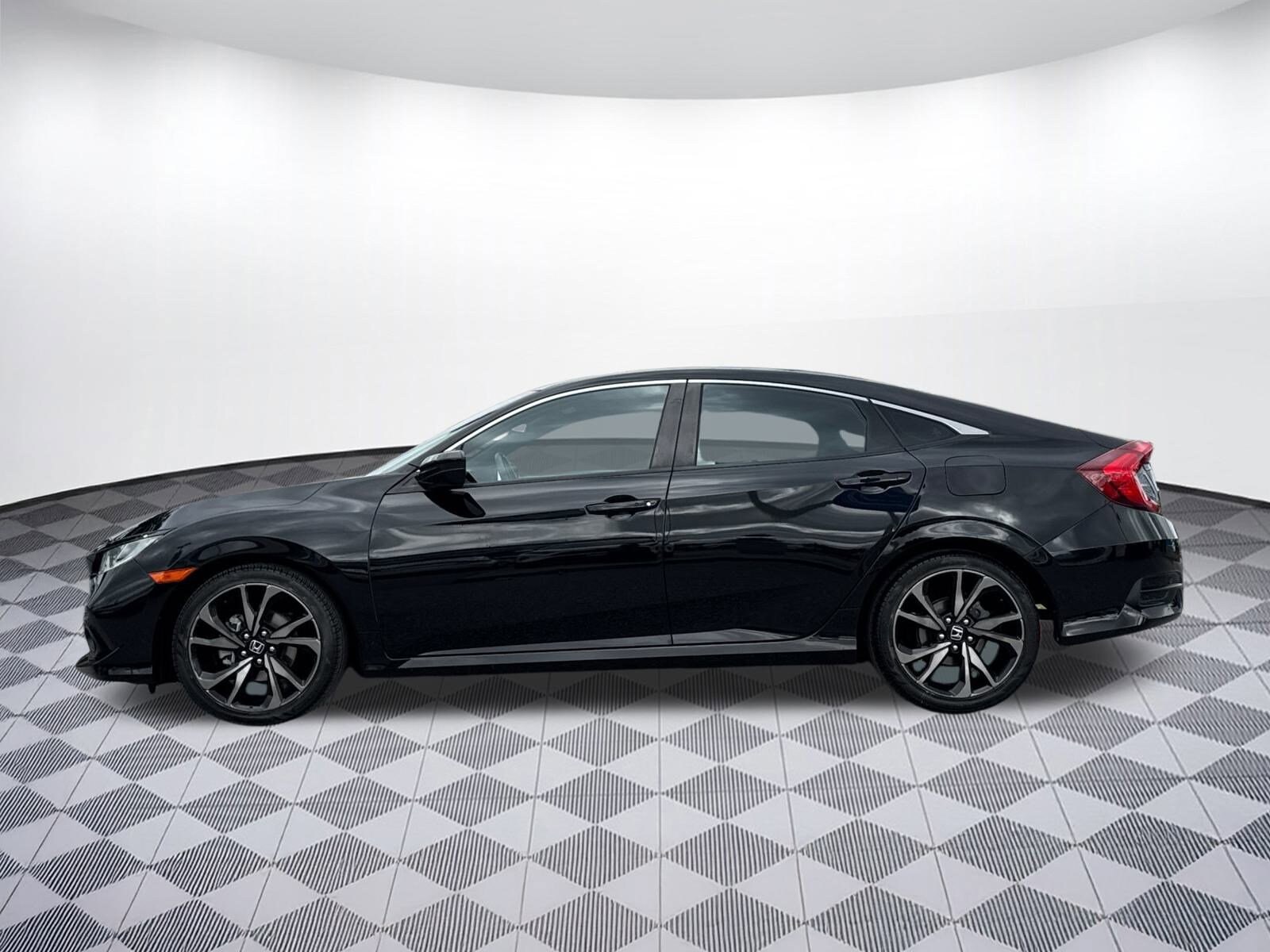 2020 Honda Civic Sport photo 2