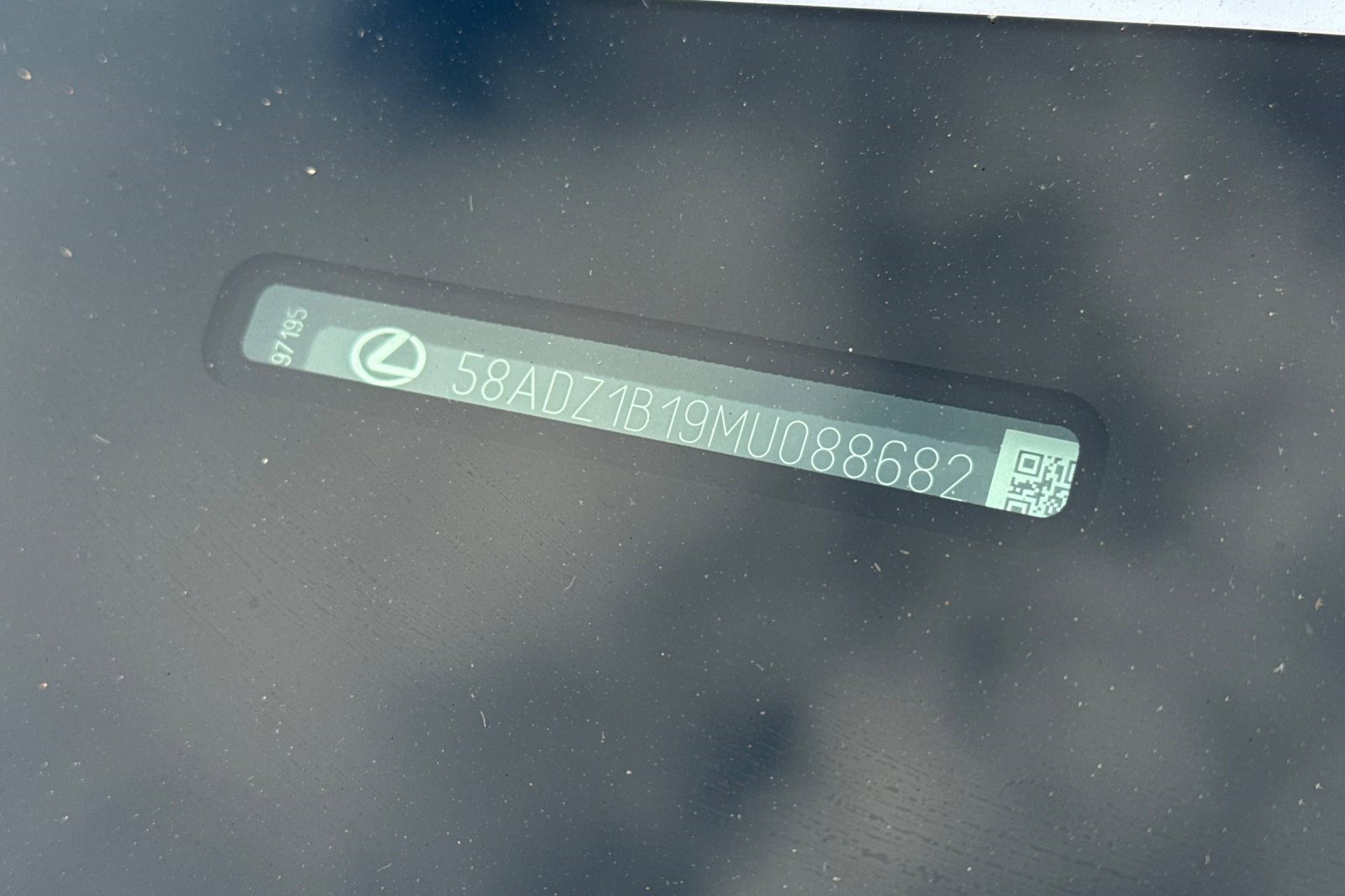 2021 Lexus ES 350 photo 2