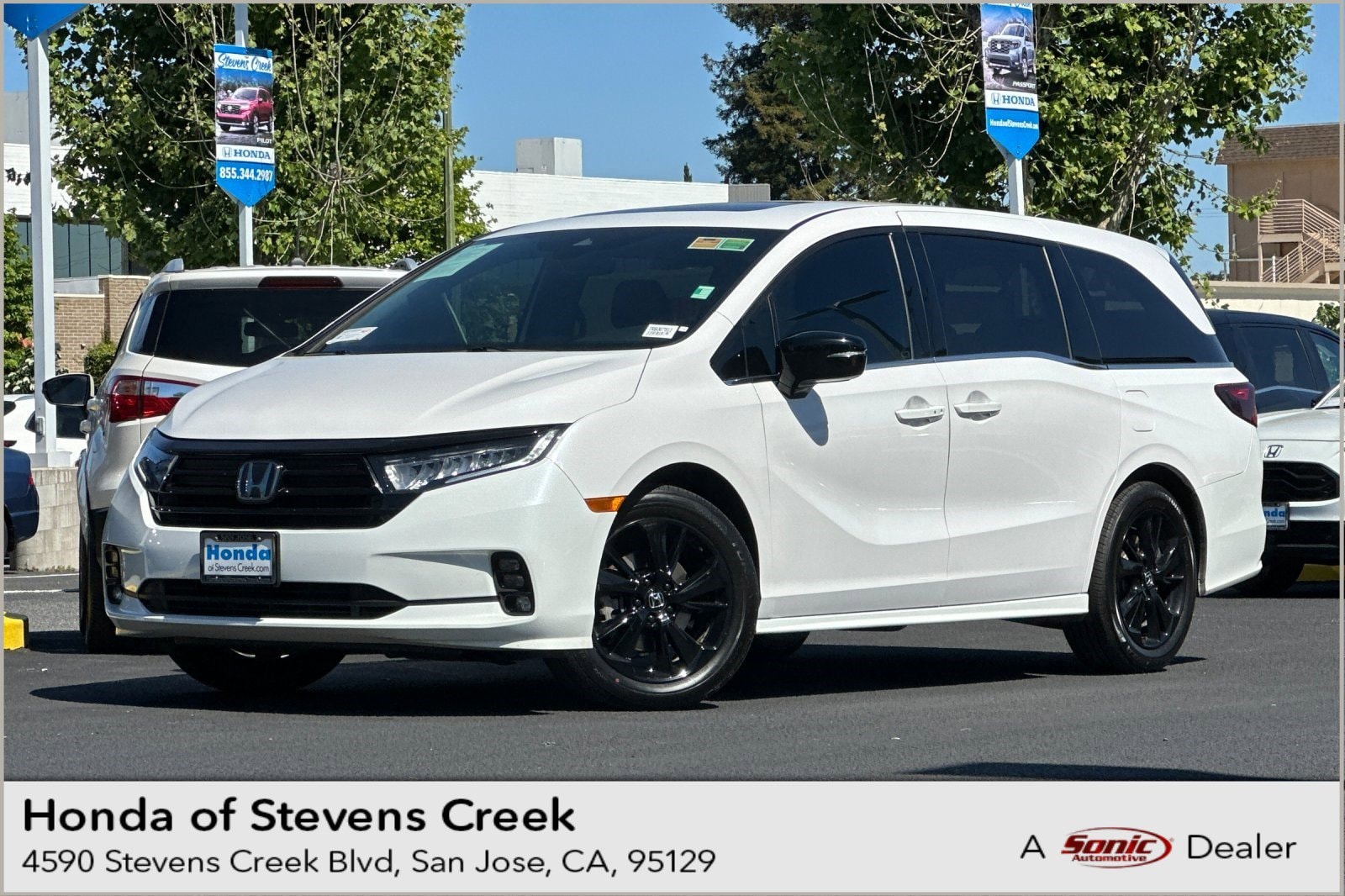 2024 Honda Odyssey SPORT's photo