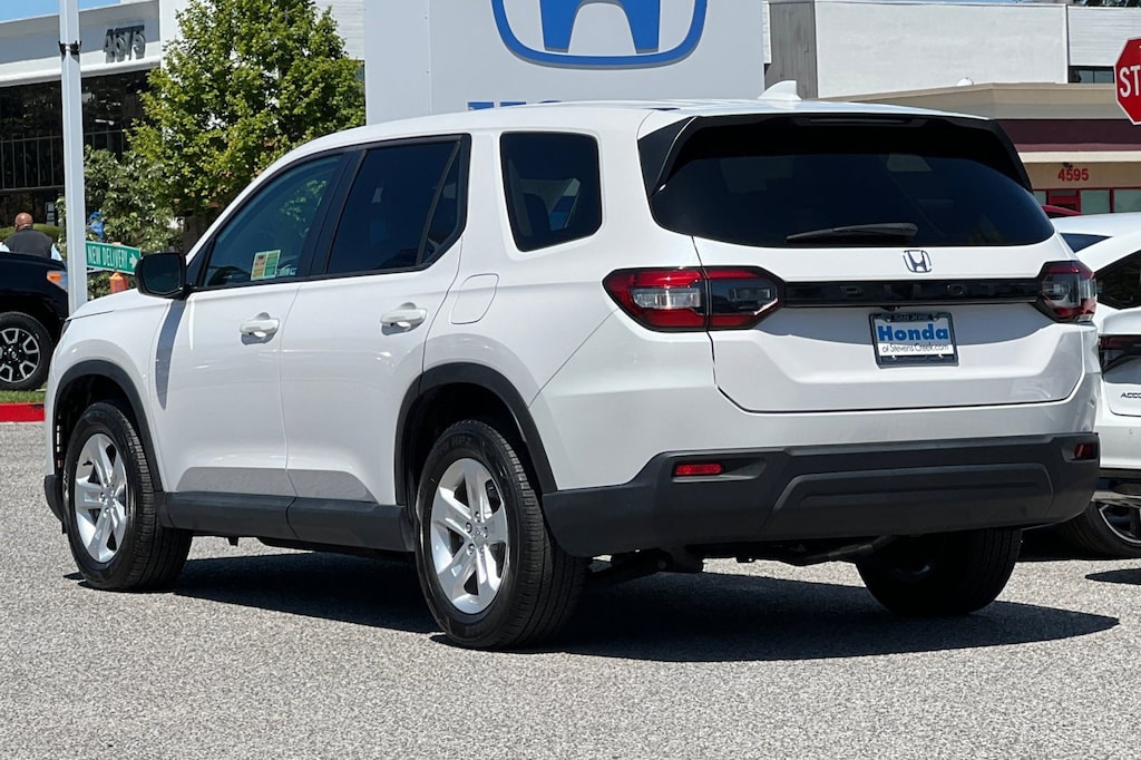 Certified 2024 Honda Pilot LX SUV