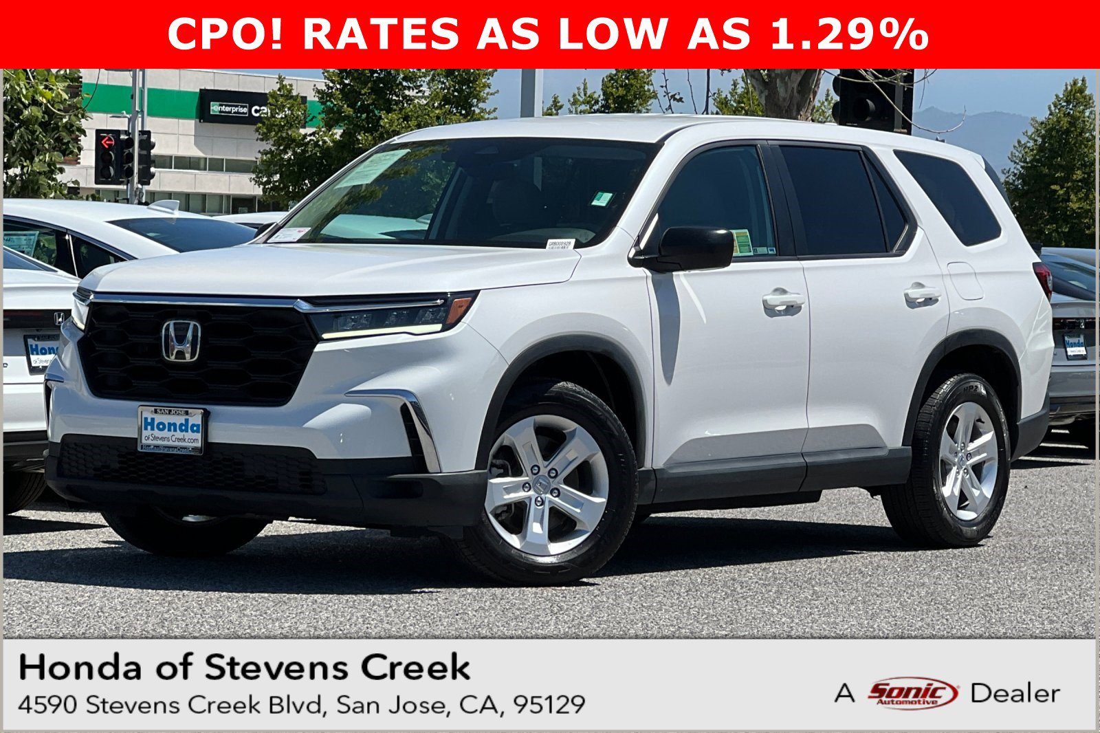 2024 Honda Pilot LX 2WD's photo