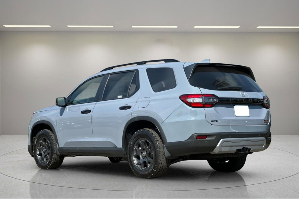 New 2025 Honda Pilot TrailSport SUV