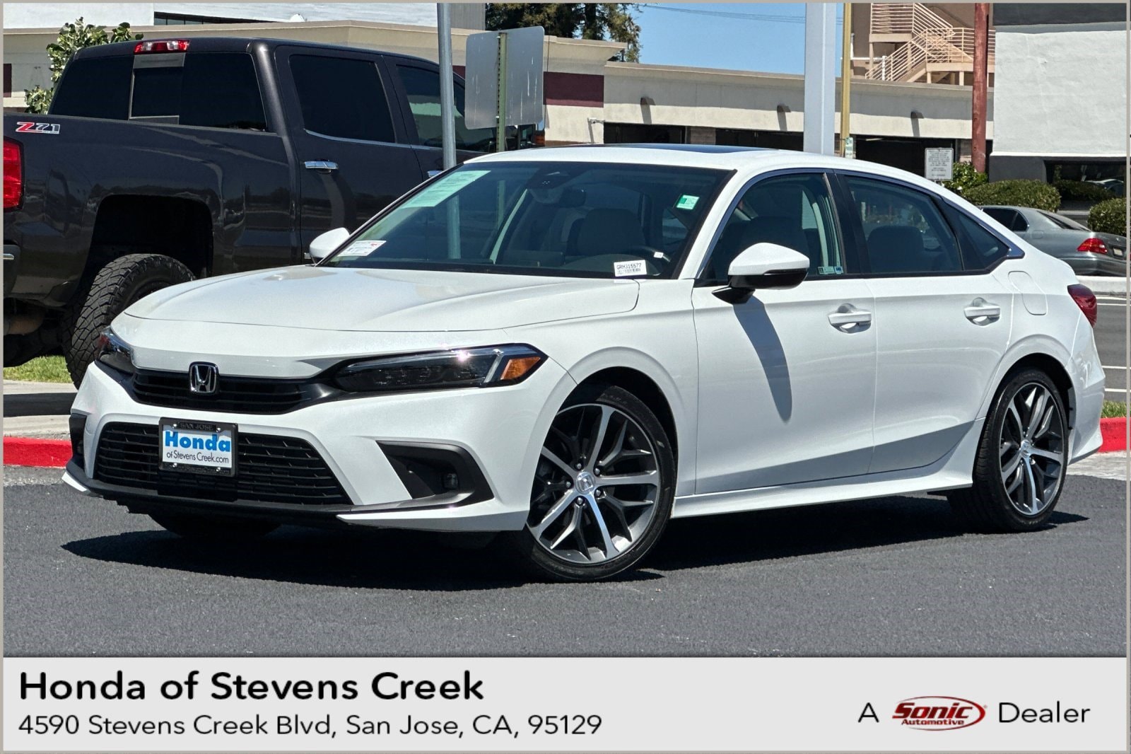 2024 Honda Civic Touring CVT's photo