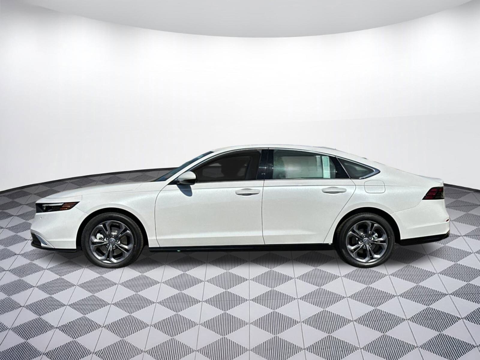 2025 Honda Accord Hybrid EX-L photo 2