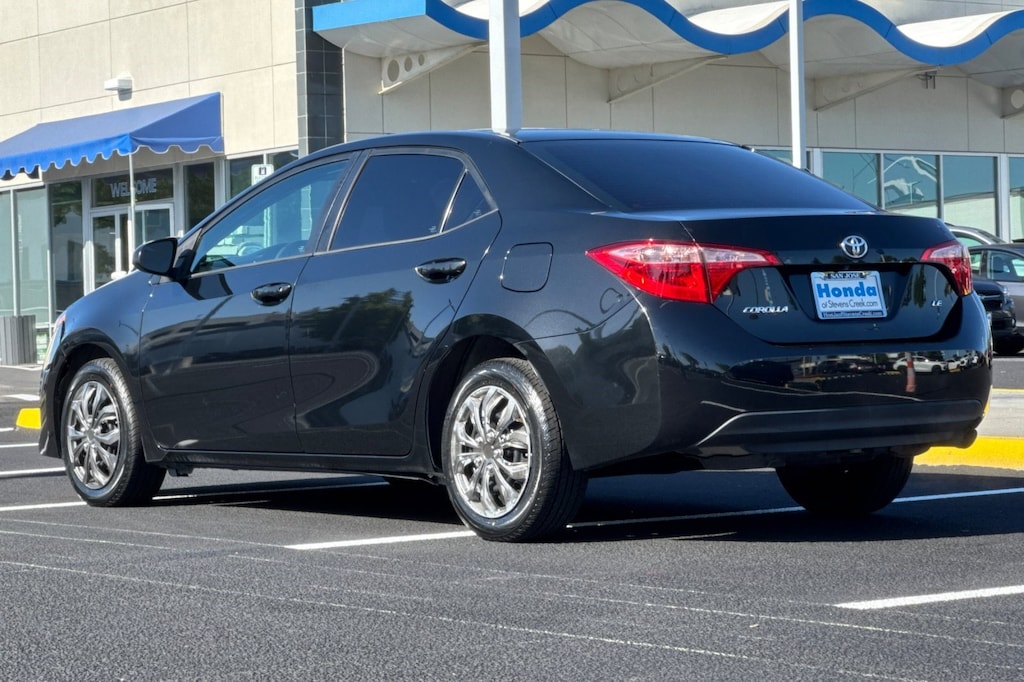 Used 2018 Toyota Corolla LE Sedan