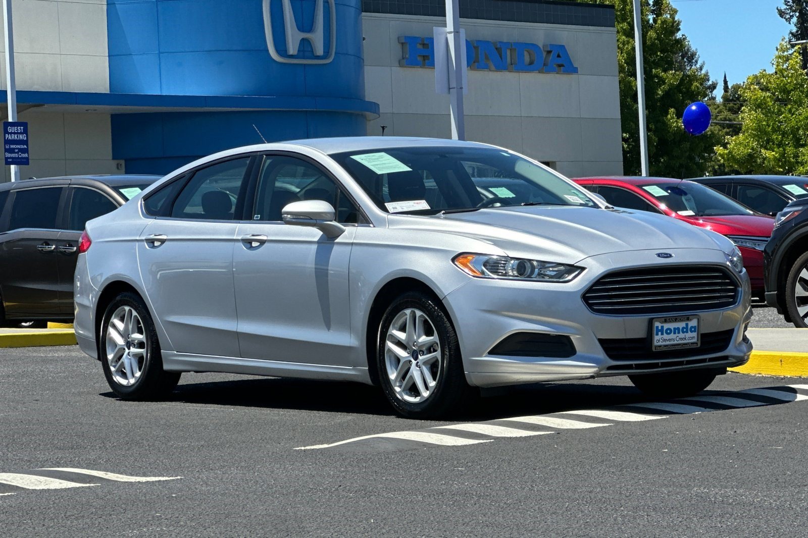 Fusion SE Sedan