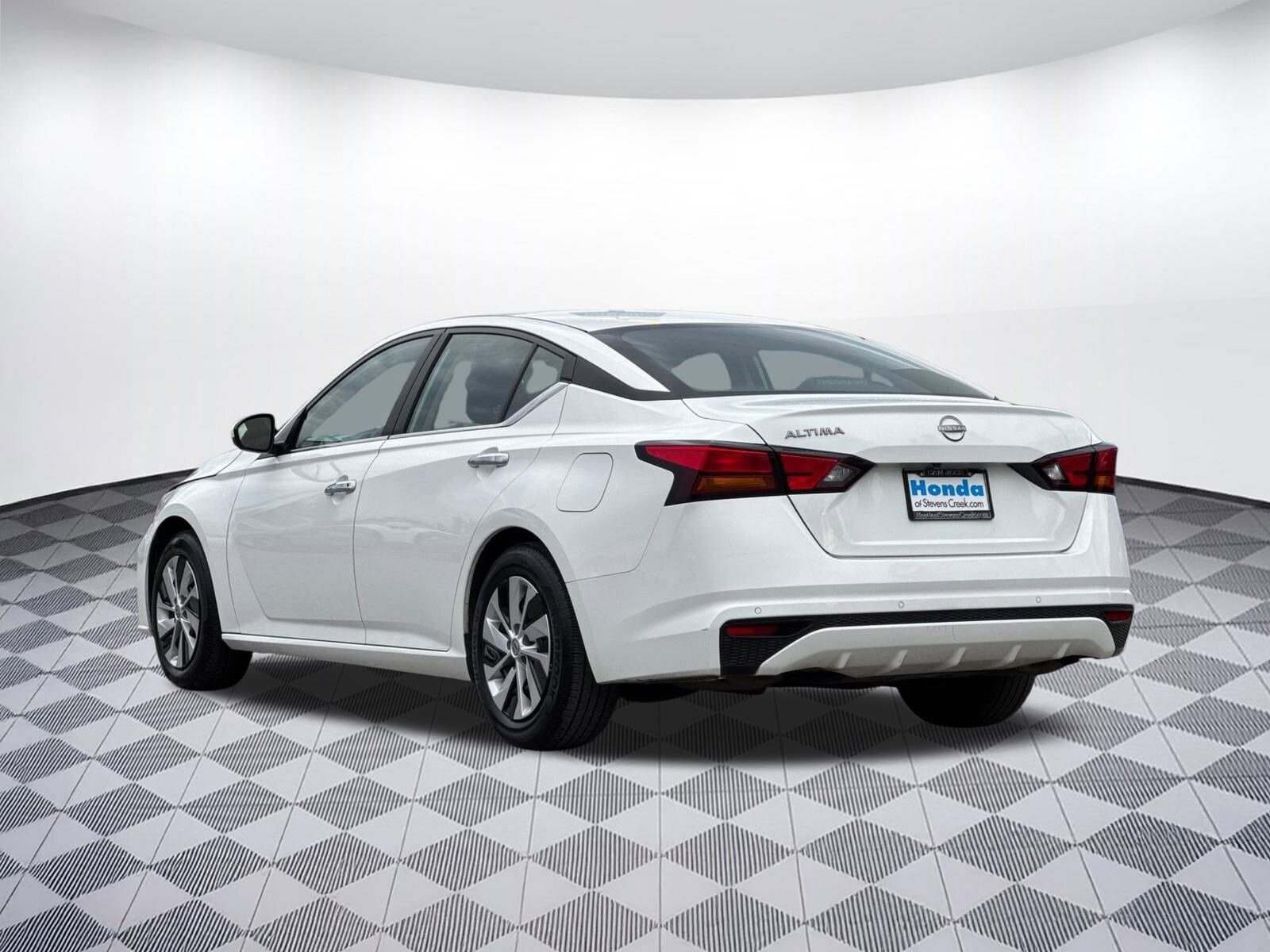 2023 Nissan Altima 2.5 S photo 3