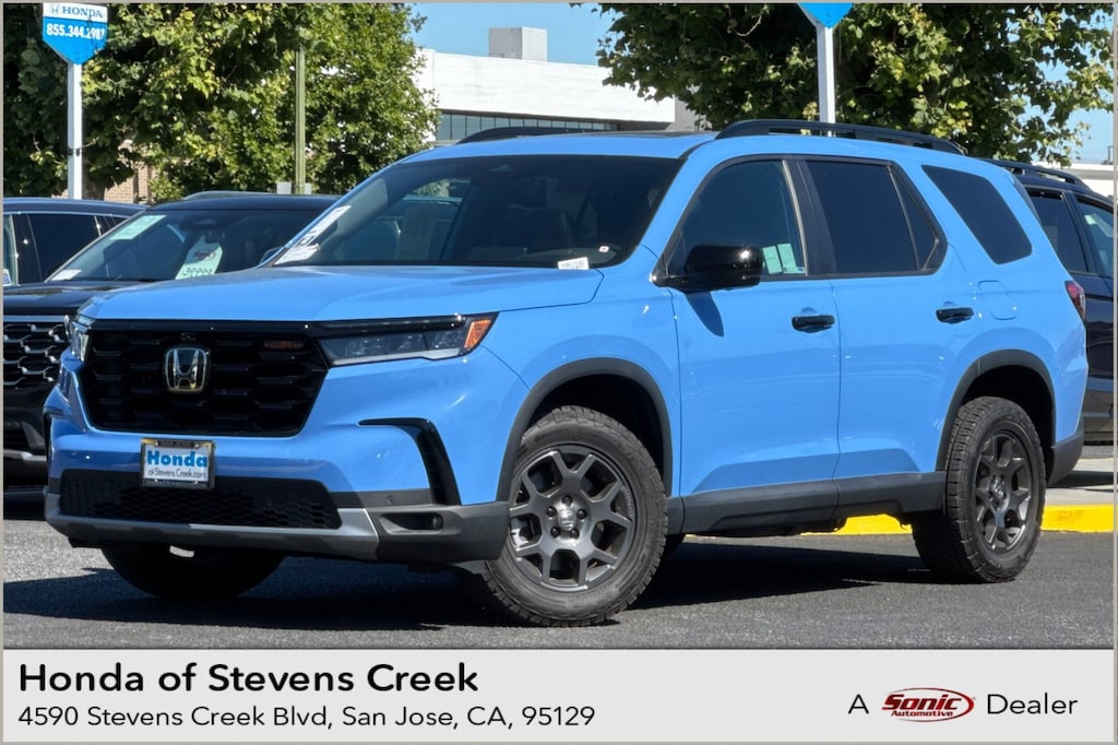 Used 2025 Honda Pilot TrailSport SUV