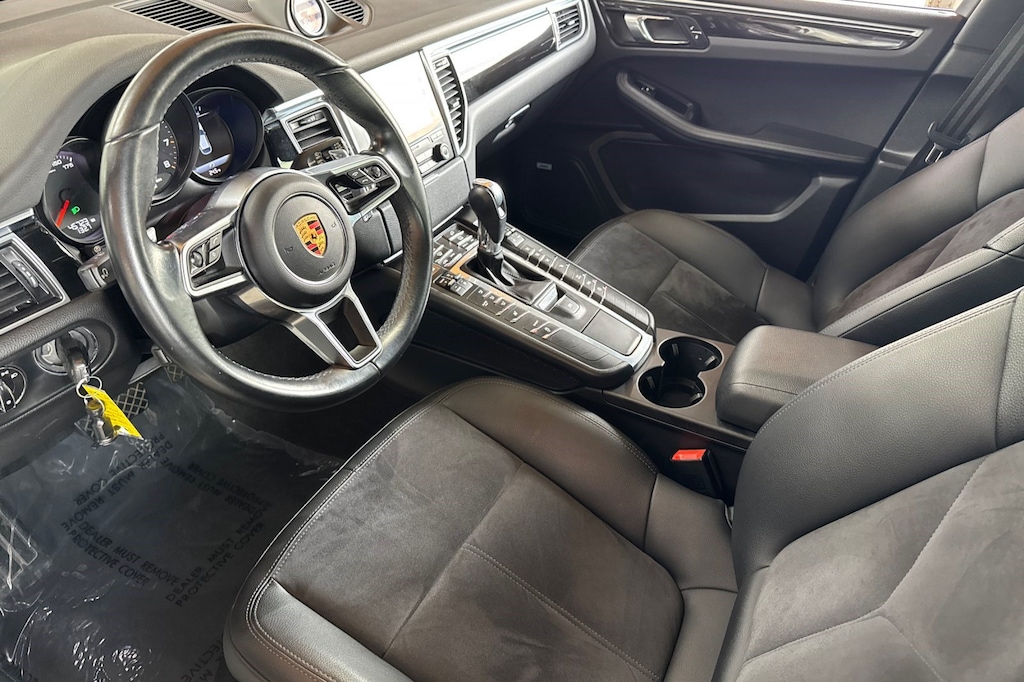 Used 2017 Porsche Macan Base SUV