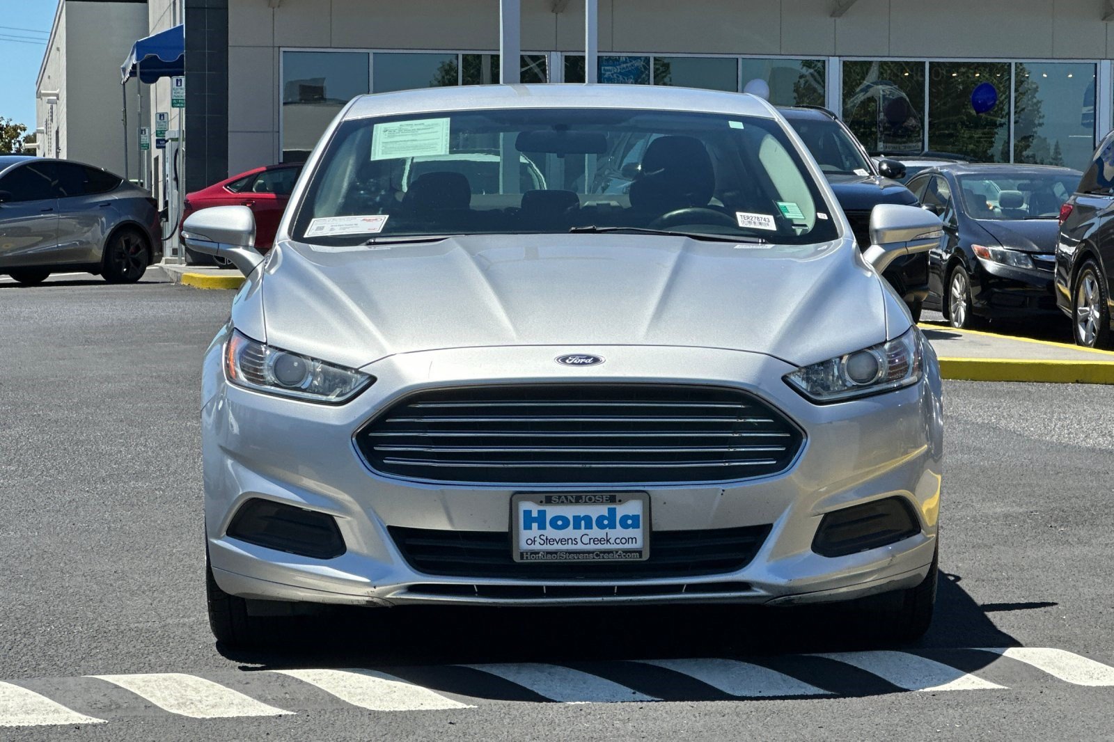 Fusion SE Sedan