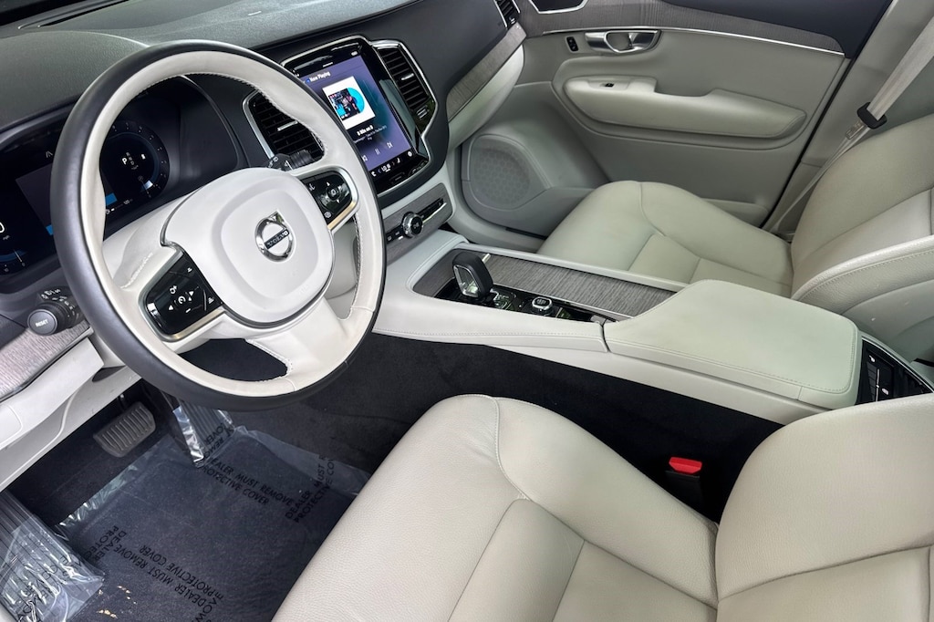 Used 2023 Volvo XC90 B5 AWD Plus SUV